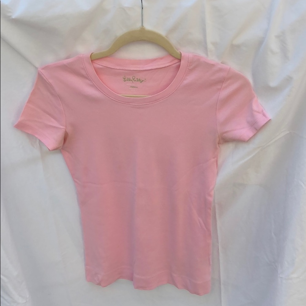 Lily Pulitzer t shirt